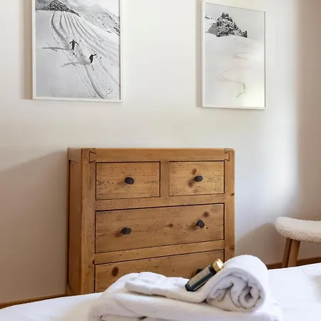Apartment La Ruinette-stylish 3-bed In Centre Verbier